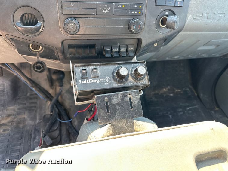 image for item DP8892 2012 Ford F550 flatbed truck