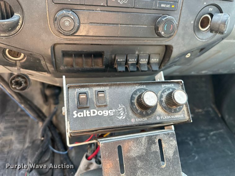 image for item DP8892 2012 Ford F550 flatbed truck