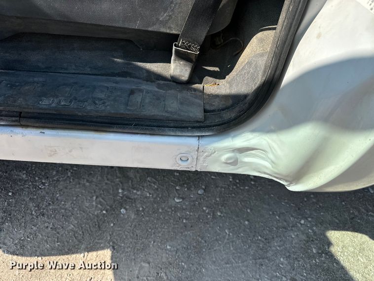 image for item DP8892 2012 Ford F550 flatbed truck