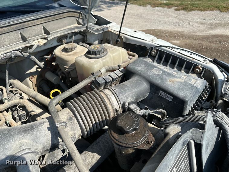 image for item DP8892 2012 Ford F550 flatbed truck