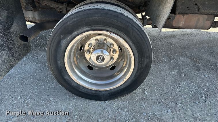 image for item DP8892 2012 Ford F550 flatbed truck