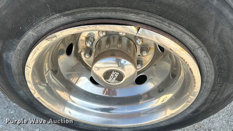 image for item DP8892 2012 Ford F550 flatbed truck