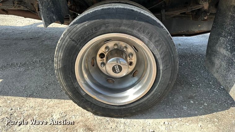 image for item DP8892 2012 Ford F550 flatbed truck