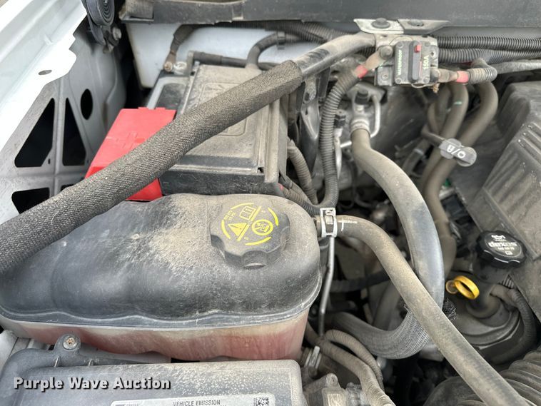 image for item DP8899 2015 Chevrolet Silverado 2500HD Double Cab pickup truck