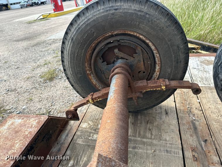 image for item DP8900 Utility trailer