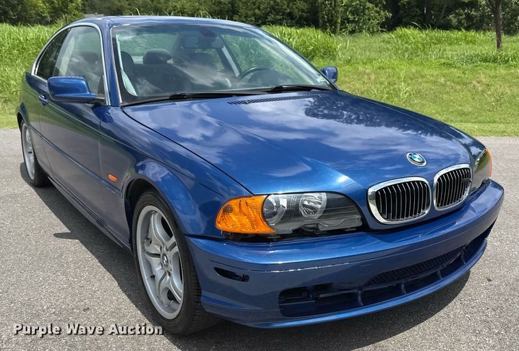 image for item DS3808 2001 BMW 330Ci 