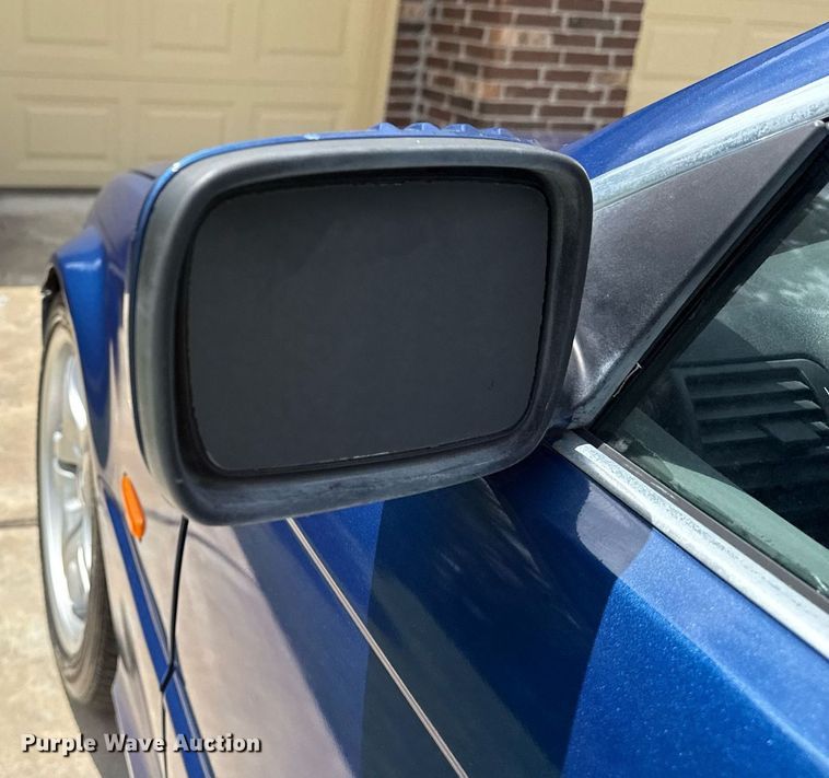 image for item DS3808 2001 BMW 330Ci 