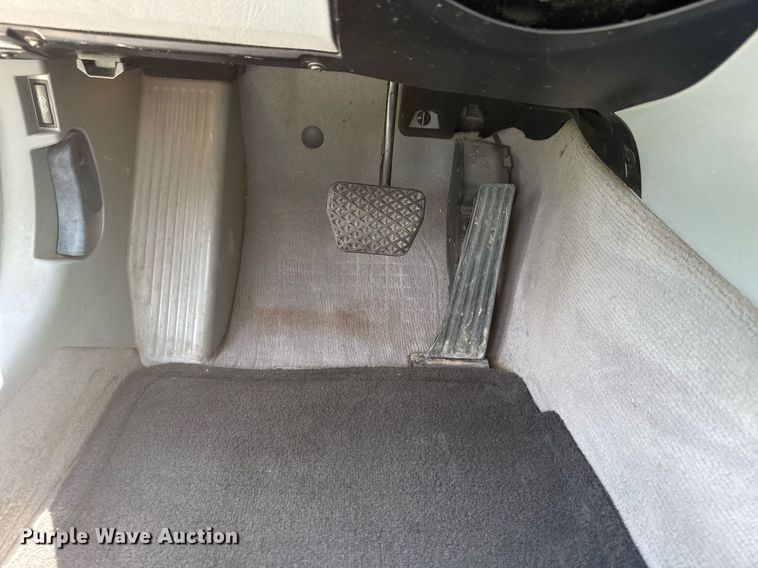 image for item DS3808 2001 BMW 330Ci 