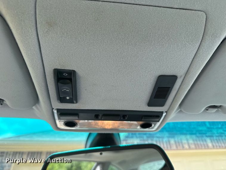 image for item DS3808 2001 BMW 330Ci 