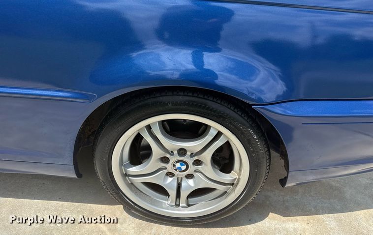 image for item DS3808 2001 BMW 330Ci 