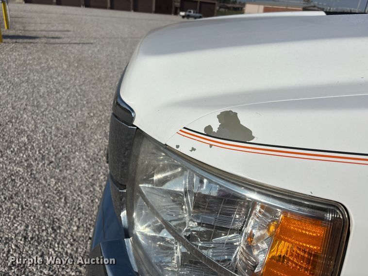 image for item DU1373 2010 Chevrolet Silverado 2500HD utility bed pickup truck