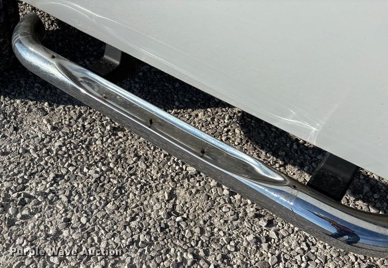 image for item DU1373 2010 Chevrolet Silverado 2500HD utility bed pickup truck