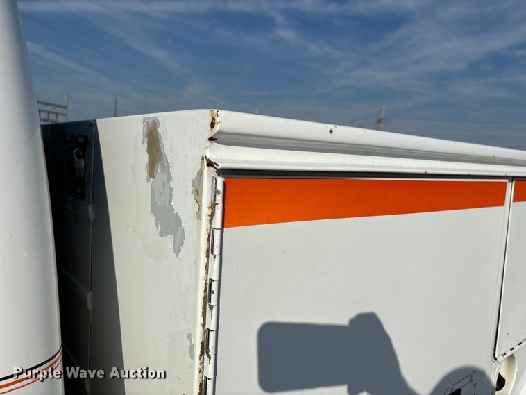 image for item DU1373 2010 Chevrolet Silverado 2500HD utility bed pickup truck