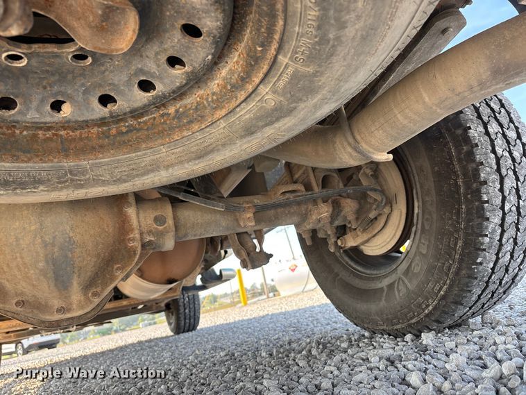 image for item DU1373 2010 Chevrolet Silverado 2500HD utility bed pickup truck