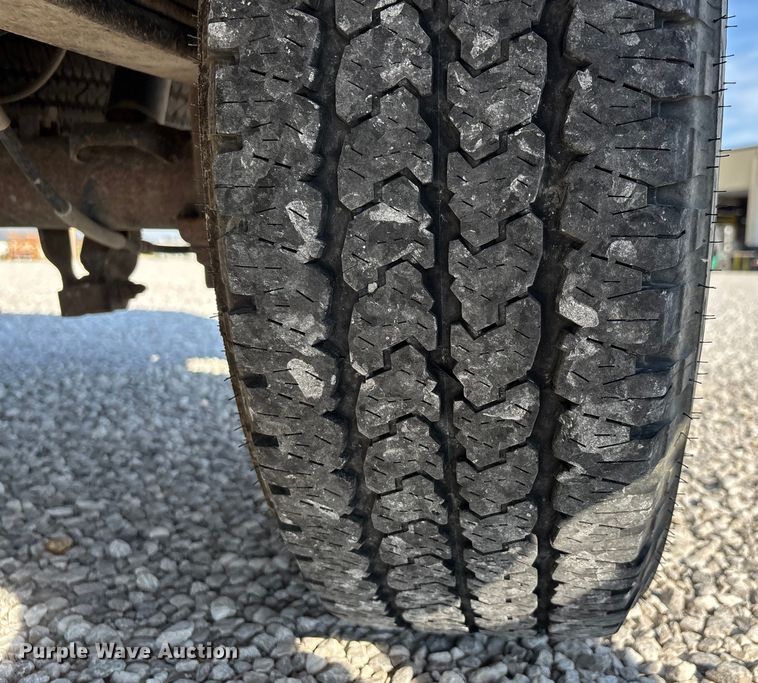 image for item DU1373 2010 Chevrolet Silverado 2500HD utility bed pickup truck