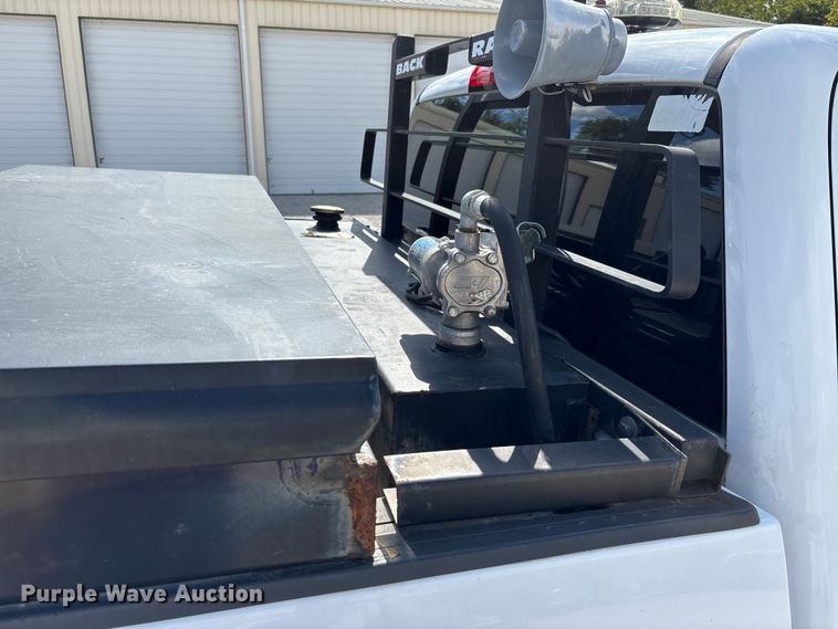 image for item DU1394 2015 Chevrolet Silverado 2500HD Crew Cab pickup truck