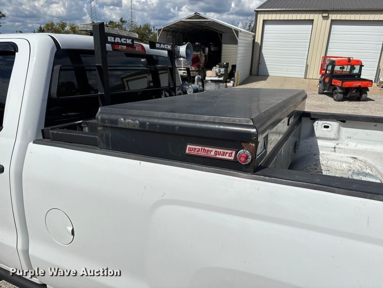 image for item DU1394 2015 Chevrolet Silverado 2500HD Crew Cab pickup truck