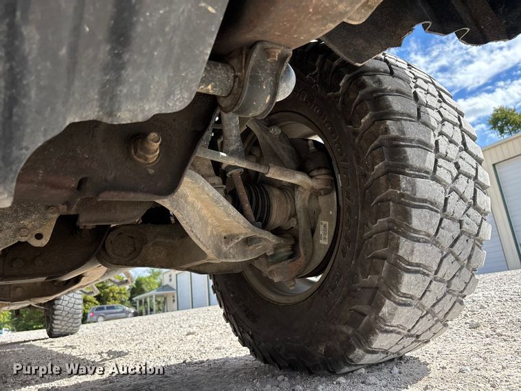 image for item DU1394 2015 Chevrolet Silverado 2500HD Crew Cab pickup truck