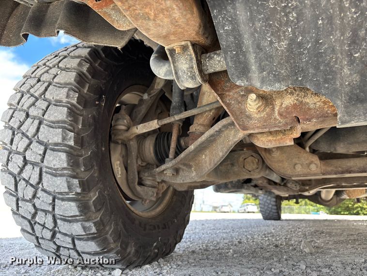 image for item DU1394 2015 Chevrolet Silverado 2500HD Crew Cab pickup truck