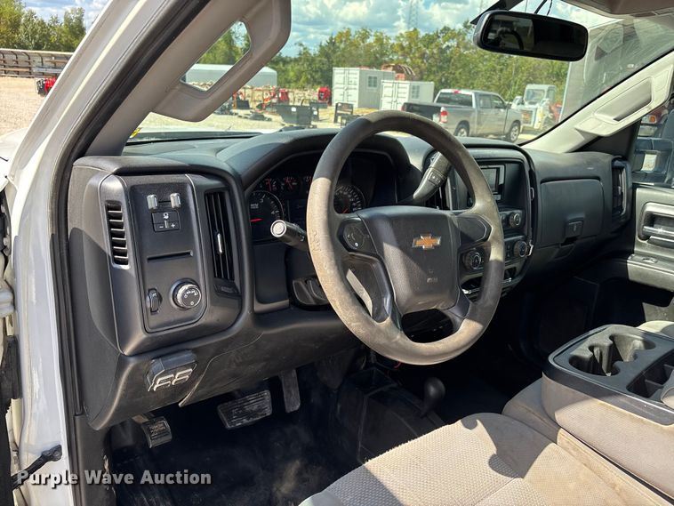 image for item DU1394 2015 Chevrolet Silverado 2500HD Crew Cab pickup truck