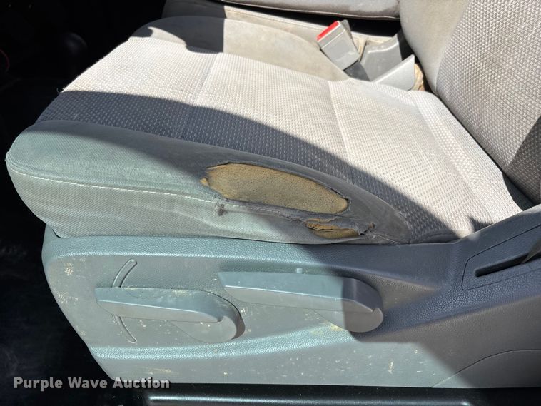 image for item DU1394 2015 Chevrolet Silverado 2500HD Crew Cab pickup truck