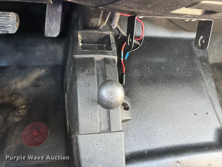 image for item DU1394 2015 Chevrolet Silverado 2500HD Crew Cab pickup truck