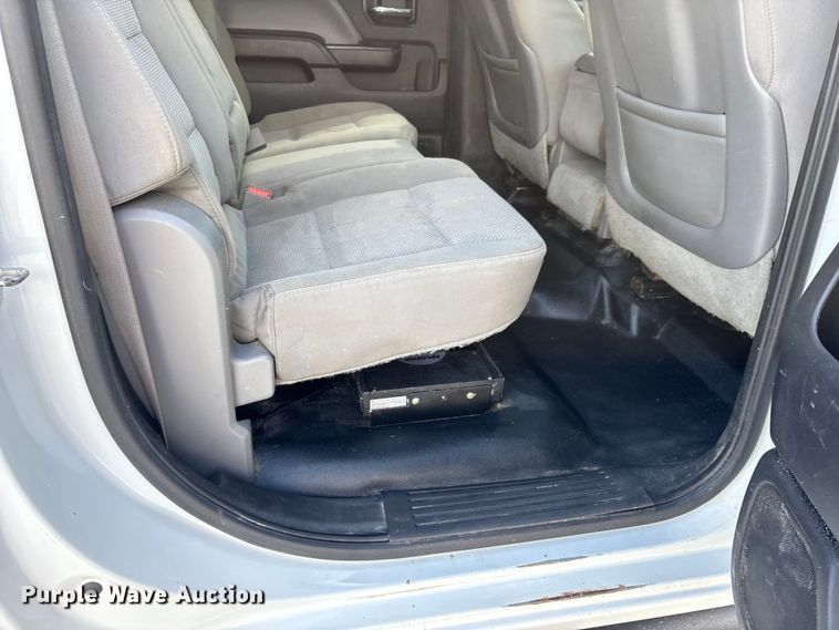 image for item DU1394 2015 Chevrolet Silverado 2500HD Crew Cab pickup truck