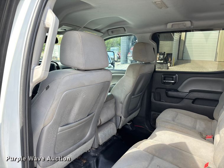 image for item DU1394 2015 Chevrolet Silverado 2500HD Crew Cab pickup truck