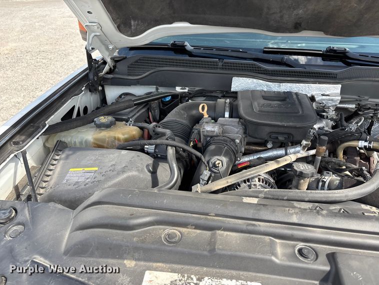 image for item DU1394 2015 Chevrolet Silverado 2500HD Crew Cab pickup truck