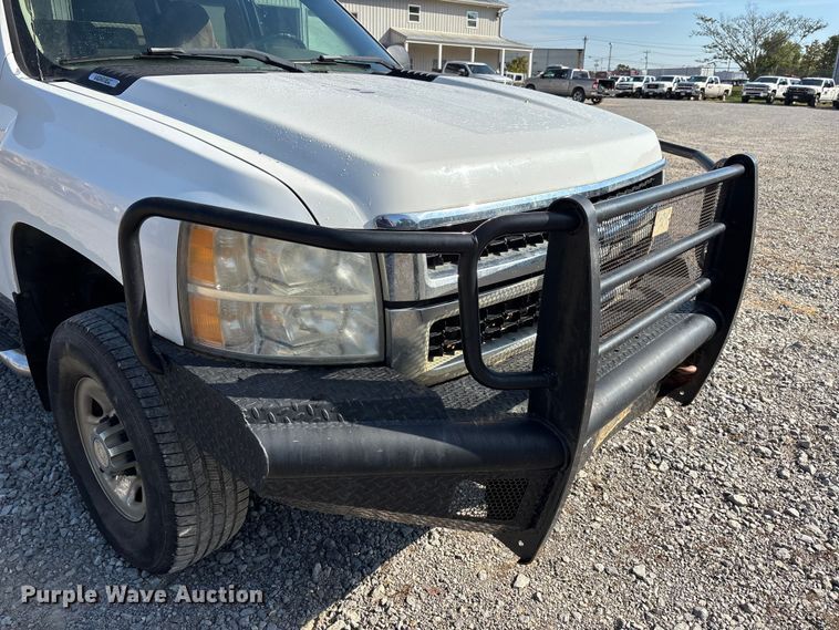 image for item DU1423 2008 Chevrolet Silverado 2500HD Crew Cab pickup truck