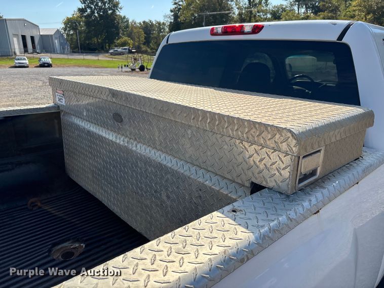 image for item DU1423 2008 Chevrolet Silverado 2500HD Crew Cab pickup truck