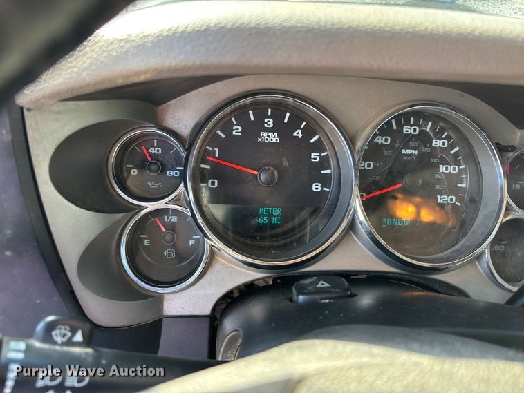 image for item DU1423 2008 Chevrolet Silverado 2500HD Crew Cab pickup truck