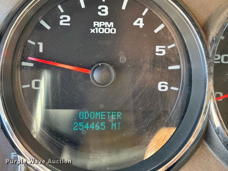 image for item DU1423 2008 Chevrolet Silverado 2500HD Crew Cab pickup truck