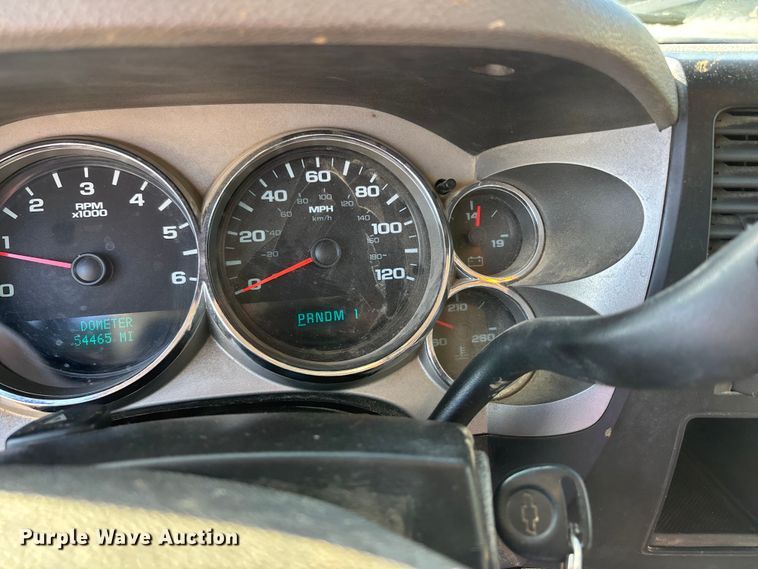 image for item DU1423 2008 Chevrolet Silverado 2500HD Crew Cab pickup truck