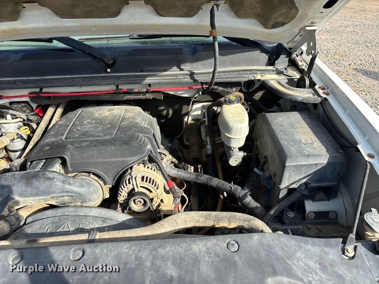 image for item DU1423 2008 Chevrolet Silverado 2500HD Crew Cab pickup truck