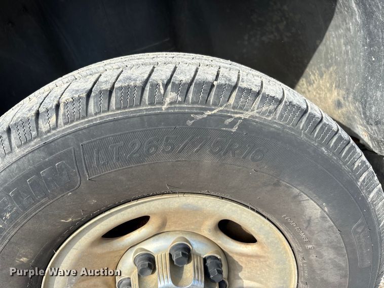 image for item DU1423 2008 Chevrolet Silverado 2500HD Crew Cab pickup truck