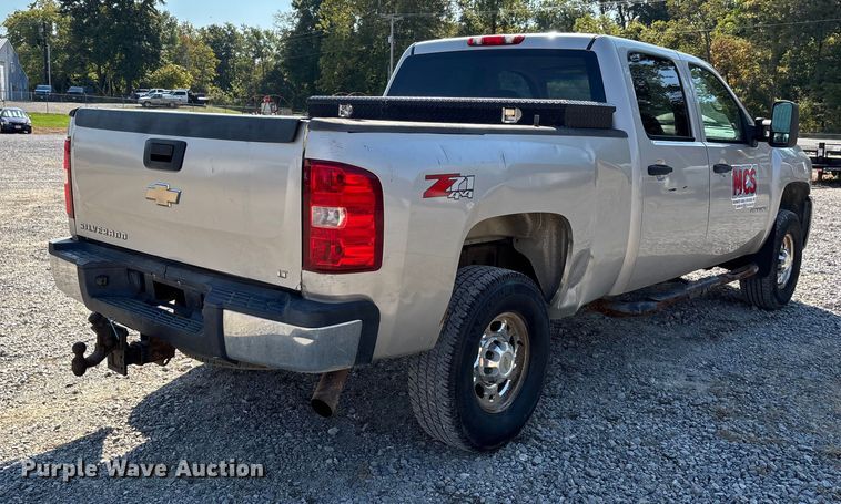 image for item DU1424 2007 Chevrolet Silverado 2500HD Crew Cab pickup truck