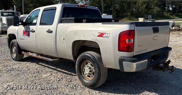image for item DU1424 2007 Chevrolet Silverado 2500HD Crew Cab pickup truck