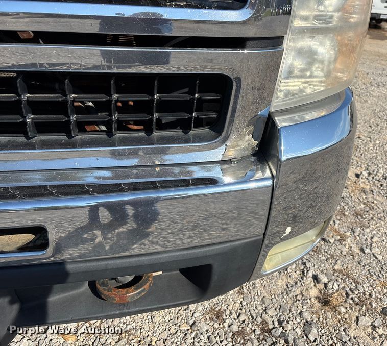 image for item DU1424 2007 Chevrolet Silverado 2500HD Crew Cab pickup truck
