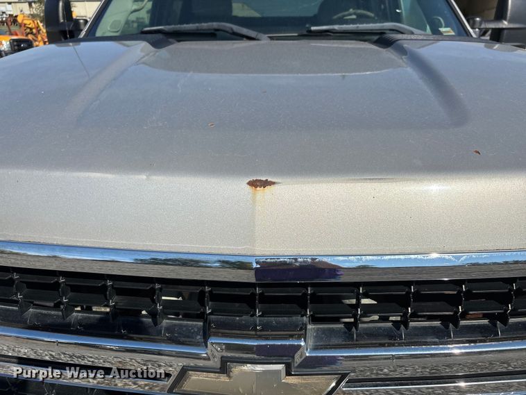 image for item DU1424 2007 Chevrolet Silverado 2500HD Crew Cab pickup truck