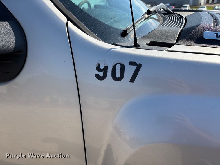 image for item DU1424 2007 Chevrolet Silverado 2500HD Crew Cab pickup truck