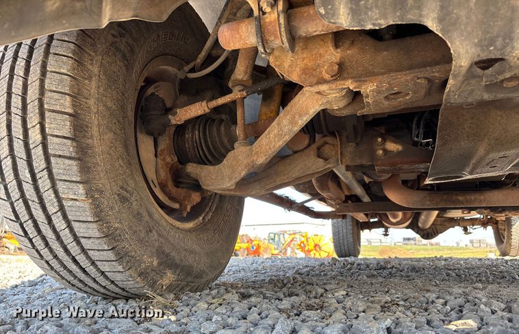 image for item DU1424 2007 Chevrolet Silverado 2500HD Crew Cab pickup truck