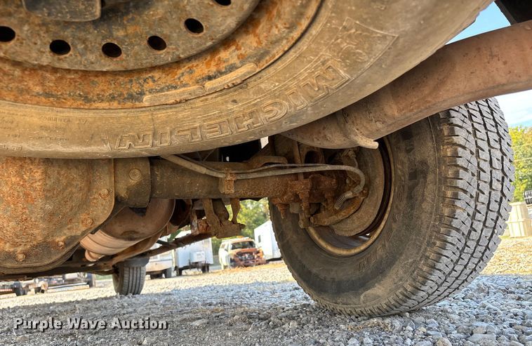 image for item DU1424 2007 Chevrolet Silverado 2500HD Crew Cab pickup truck