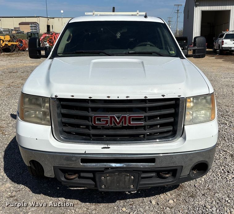 image for item DU1425 2009 GMC Sierra 2500HD Ext. Cab pickup truck