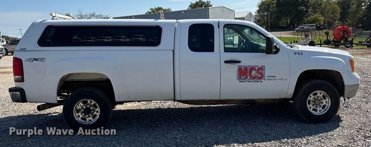 image for item DU1425 2009 GMC Sierra 2500HD Ext. Cab pickup truck