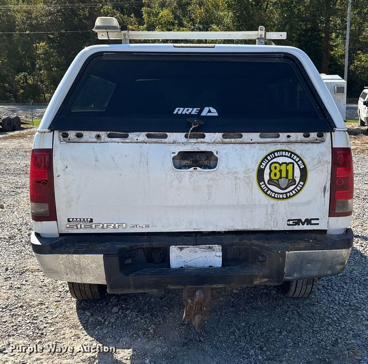 image for item DU1425 2009 GMC Sierra 2500HD Ext. Cab pickup truck