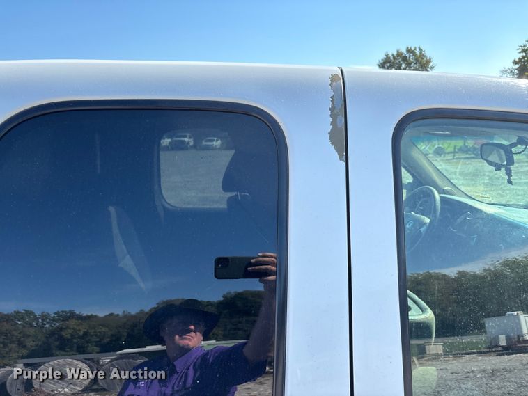 image for item DU1425 2009 GMC Sierra 2500HD Ext. Cab pickup truck