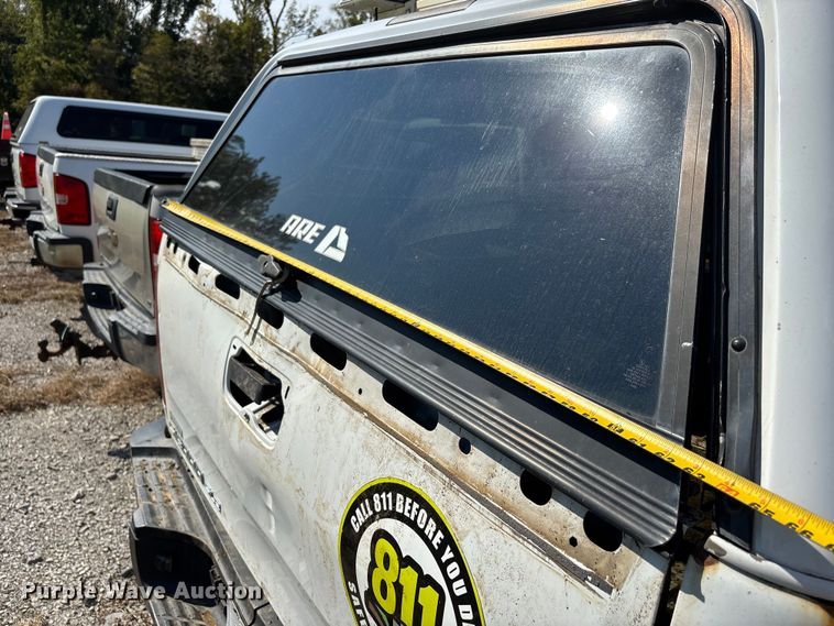 image for item DU1425 2009 GMC Sierra 2500HD Ext. Cab pickup truck