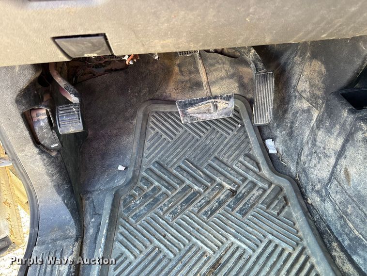 image for item DU1425 2009 GMC Sierra 2500HD Ext. Cab pickup truck