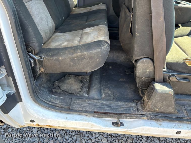 image for item DU1425 2009 GMC Sierra 2500HD Ext. Cab pickup truck